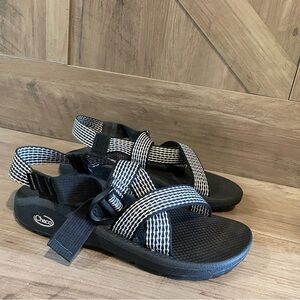 Chaco Mega Z Cloud Sandals Women 11 Black White Hiking Water Walking Excellent